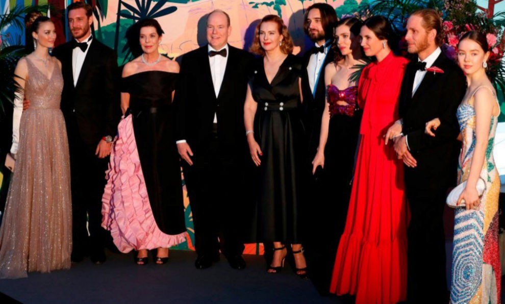 Baile de la Rosa: el homenaje de Carolina de Mónaco a su amigo Karl Lagerfeld
