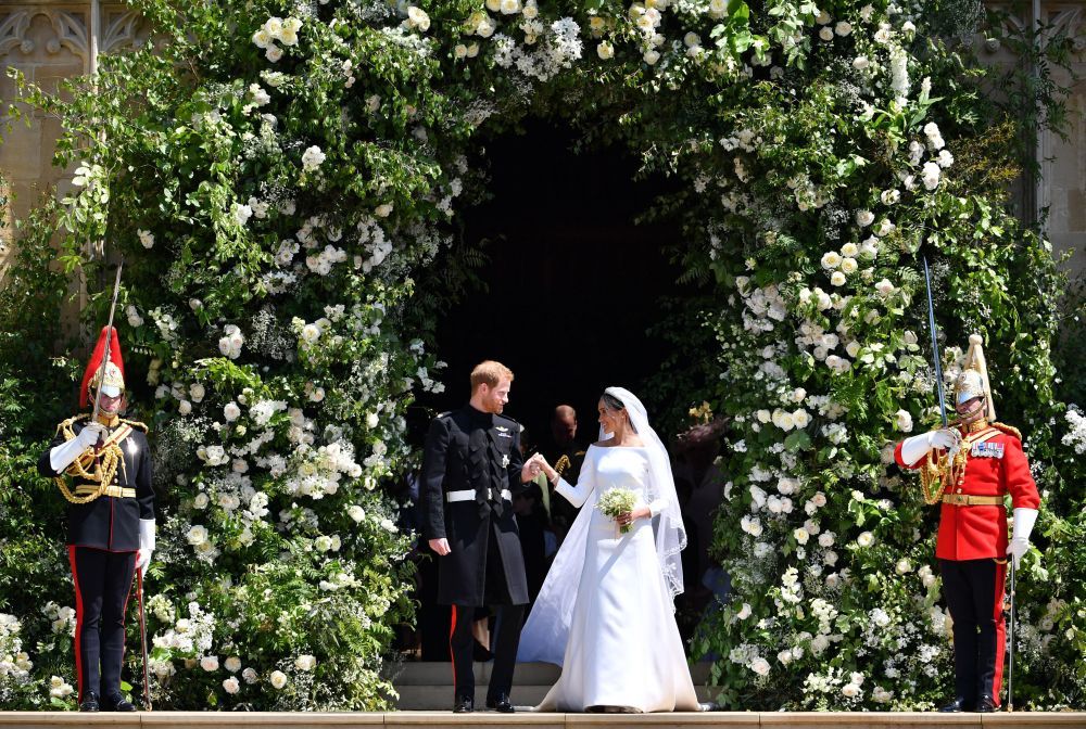 La florista de la boda de Meghan Markle y el príncipe Harry ha creado una colección de tocados para novias e invitadas