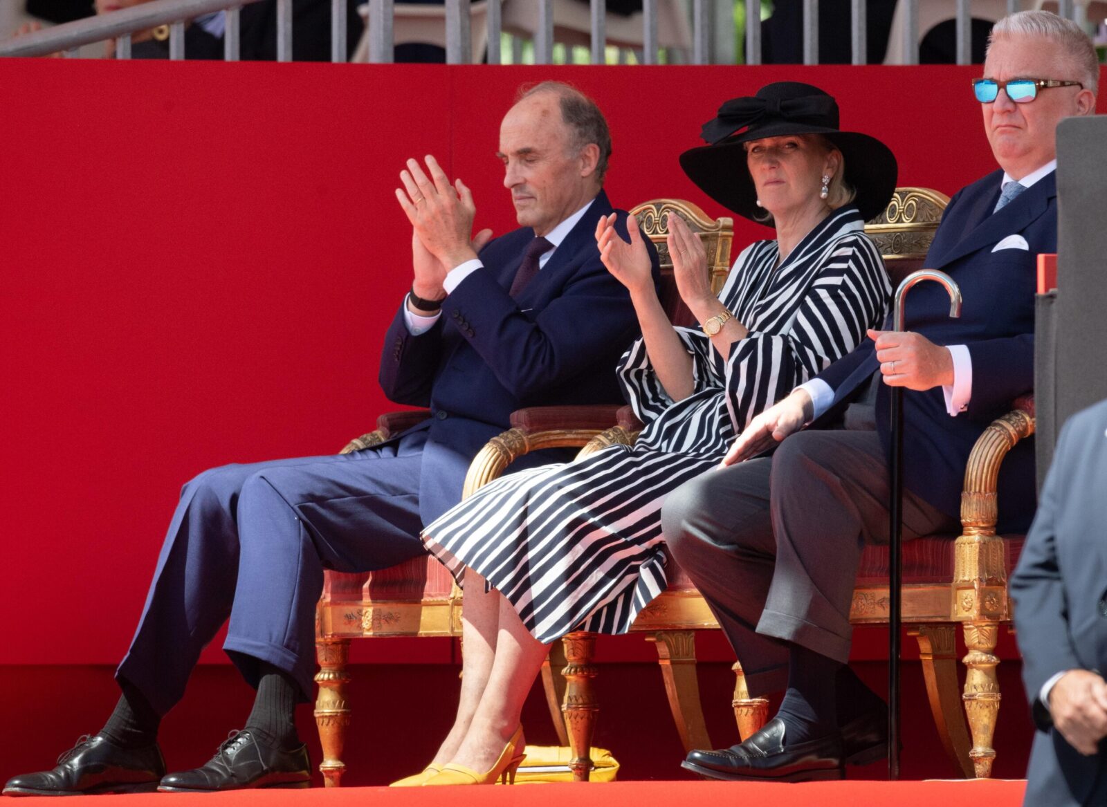 La princesa Astrid asiste al desfile del Día Nacional 2020 - Los reyes de Bélgica en el Día Nacional 2020