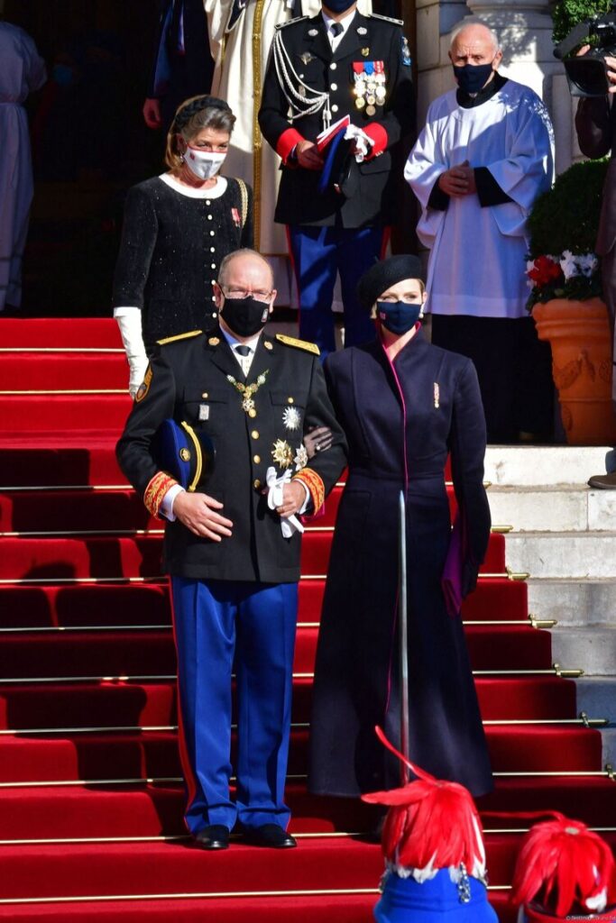 El principe y la princesa de Monaco asisten a las celebraciones del Dia Nacional de 2020 8 683x1024 - Los príncipes de Mónaco asisten a las celebraciones del Día Nacional de 2020