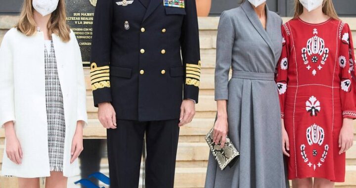 La Princesa de Asturias bautiza el nuevo submarino S-81