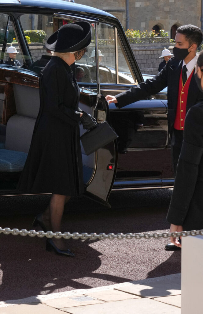 Camilla Parker Bowles, Duquesa de Cornualles, – Llegadas para el funeral del Príncipe Felipe, Duque de Edimburgo en la Capilla de St George en el Castillo de Windsor.