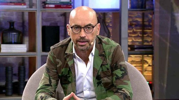 Diego Arrabal deja viva la vida acosado por las presiones de la productora