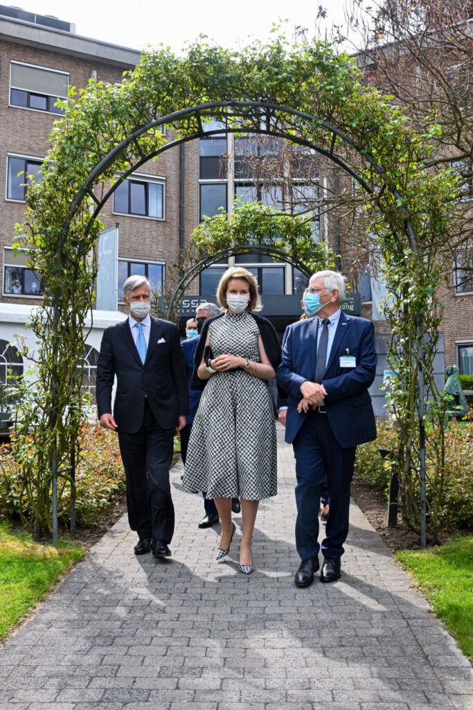 Königin Mathilde (BE), König Philippe (BE), beim Besuch des Campus Salvator des Jessa Krankenhauses im Rahmen des Kampfs gegen der Coronapandemie in Hasselt, Belgien, 19. Mai 2021.