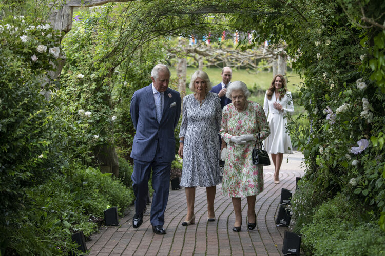 El Principe de Gales y la Duquesa de Cornualles asisten a la recepcion del G7 1 - El Príncipe de Gales y la Duquesa de Cornualles asisten a la recepción del G7