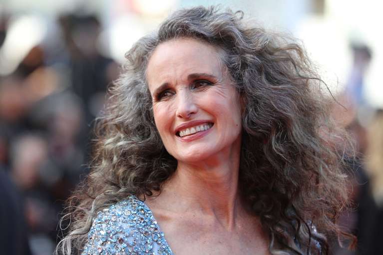 ANDIE MAC DOWELL 3 - Vuelve el glamour a Cannes