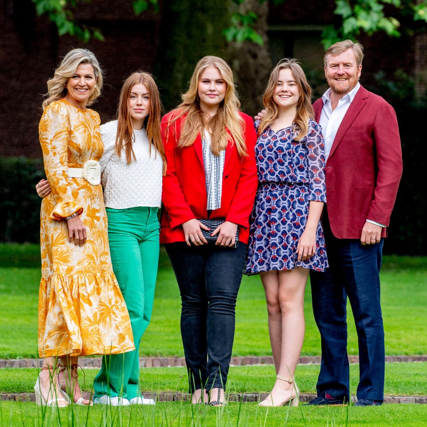 La familia real de los Países Bajos realiza la sesión fotográfica oficial de verano de 2021