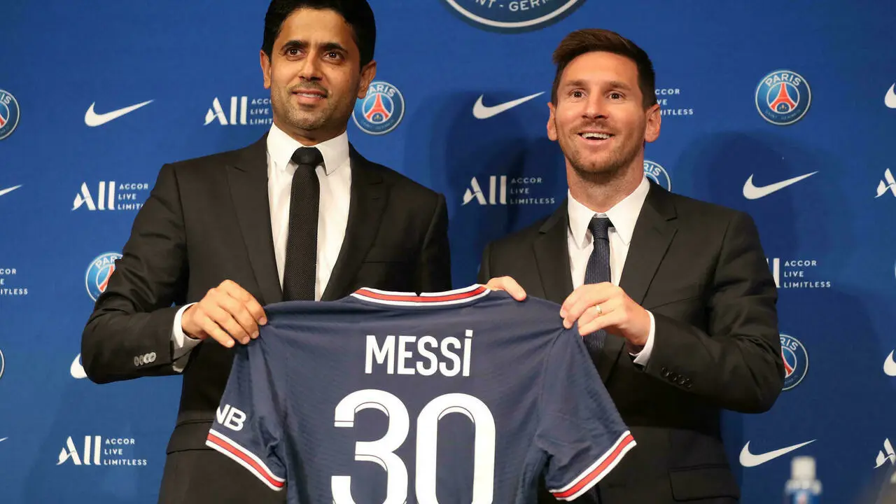 Leo Messi recibido como una estrella en París
