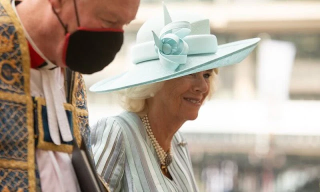 El Principe de Gales y la Duquesa de Cornualles 004 - El Príncipe de Gales y la Duquesa de Cornualles asisten al servicio del 81º aniversario de la Batalla de Gran Bretaña