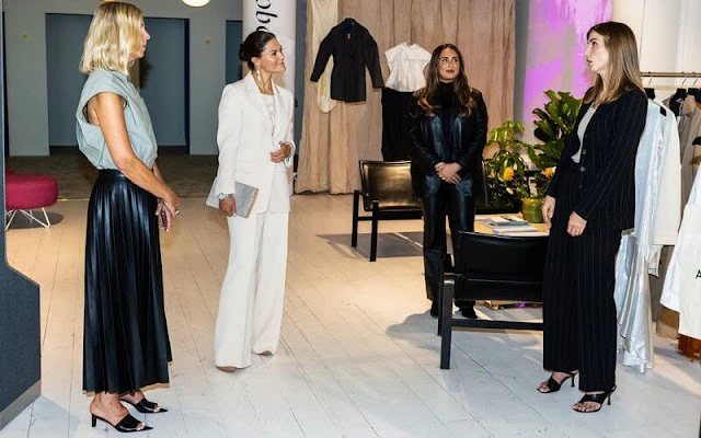 La princesa heredera Victoria de Suecia visita un centro de moda sostenible 003 - La princesa heredera Victoria de Suecia visita un centro de moda sostenible