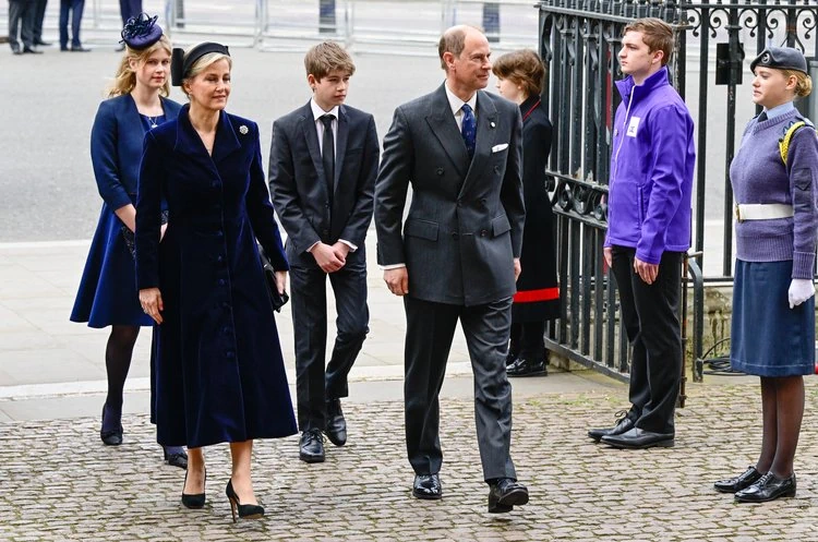 El conde y la condesa de Wessex asisten al servicio conmemorativo del duque de Edimburgo