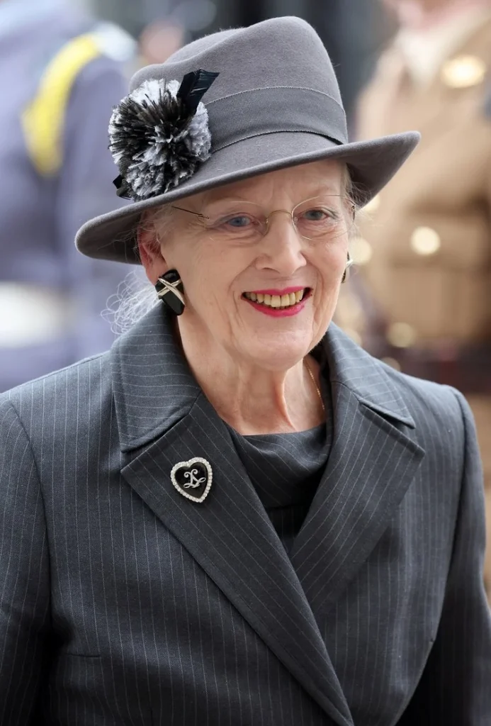 La reina Margarita II de Dinamarca asiste al servicio conmemorativo del duque de Edimburgo en la Abadía de Westminster el 29 de marzo de 2022 en Londres, Inglaterra.