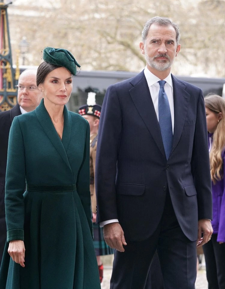 Los reyes de España asisten al Servicio Memorial del Duque de Edimburgo