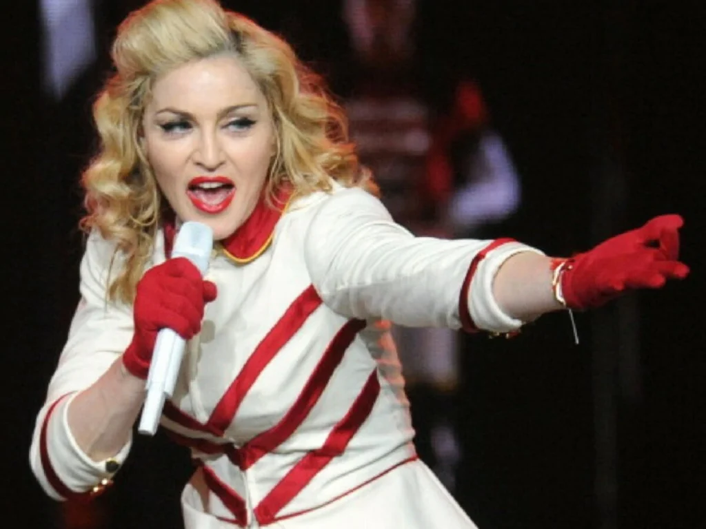 Madonna La inimitable ambicion rubia 016 1024x768 - Madonna: La inimitable "ambición rubia"