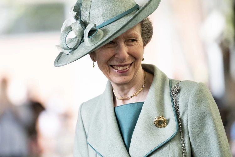 princesa Ana de Inglaterra 005 - La princesa Ana de Inglaterra visita el Espectáculo Real de Pascua del Bicentenario de Sídney