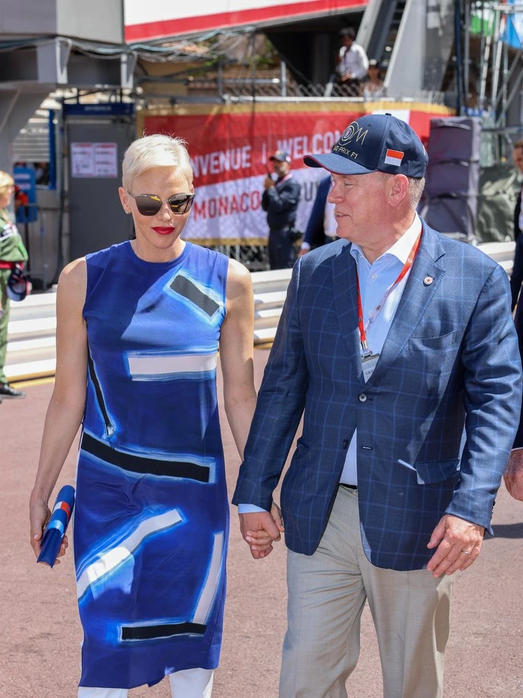 El Principe Alberto y la Princesa Charlene asistieron al Gran Premio de Monaco 2022 010 - Charlene y Alberto de Mónaco acallan los rumores de crisis
