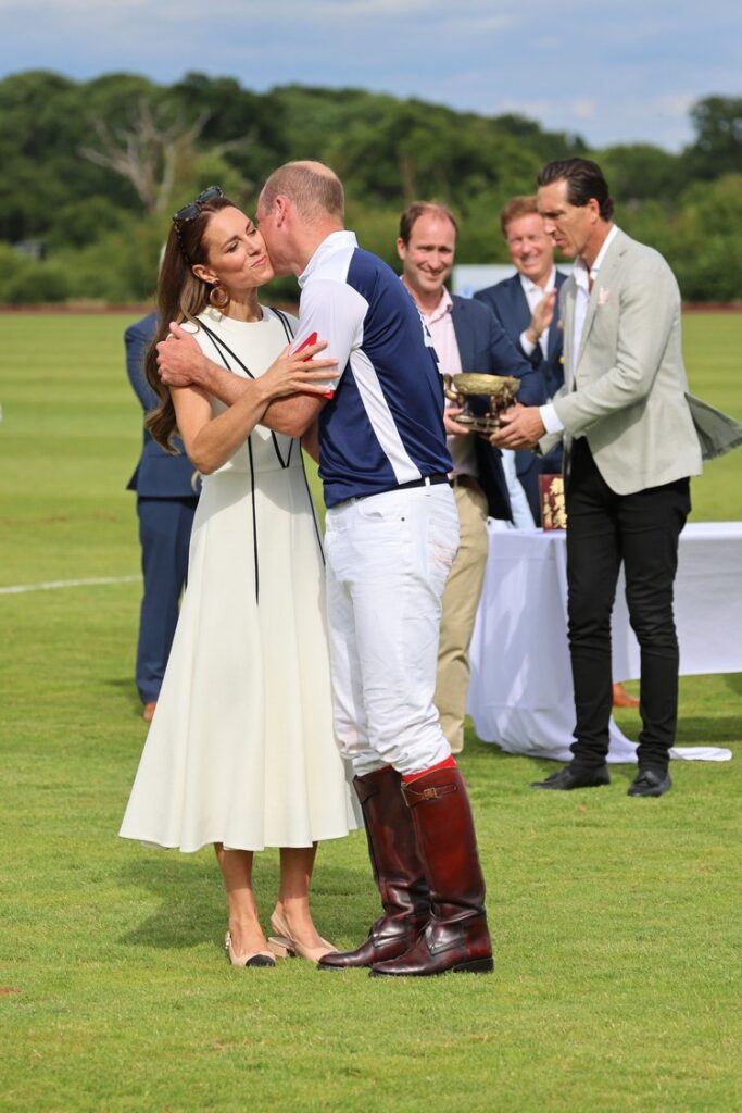 La duquesa de Cambridge asiste a la Royal Charity Polo Cup 202206 683x1024 - La duquesa de Cambridge asiste a la Royal Charity Polo Cup 2022