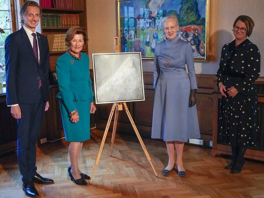 La reina Margarita de Dinamarca 001 - La reina Margarita de Dinamarca recibió el Premio de la Lengua Nórdica 2022