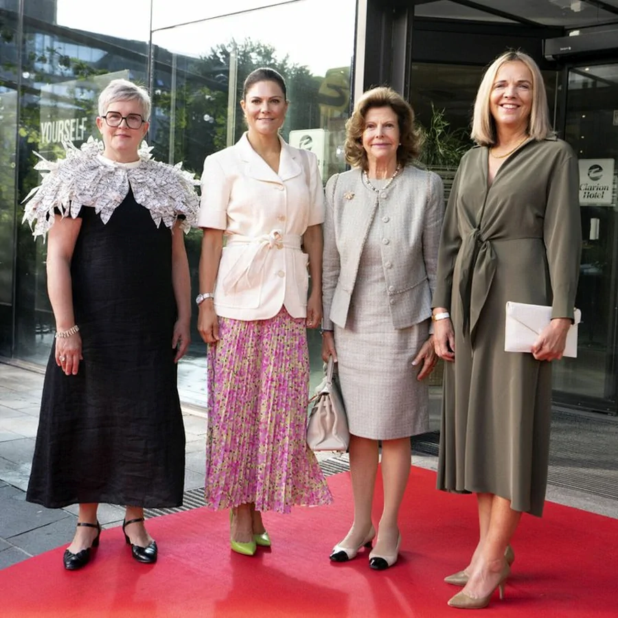 La reina Silvia y la princesa heredera Victoria de Suecia asisten al evento del Día de los Archivos Nórdicos