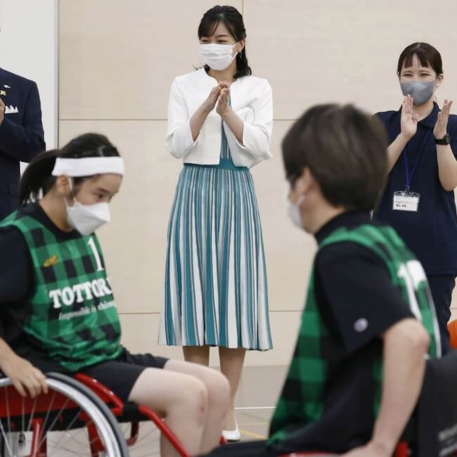 PRINCESA KAKO DE JAPON 002 - La princesa Kako de Japón visitó el Tottori Universal Sports Center Novaria