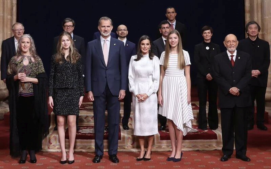 Los Reyes de España asisten a la gala de entrega de los Premios Princesa de Asturias 2022