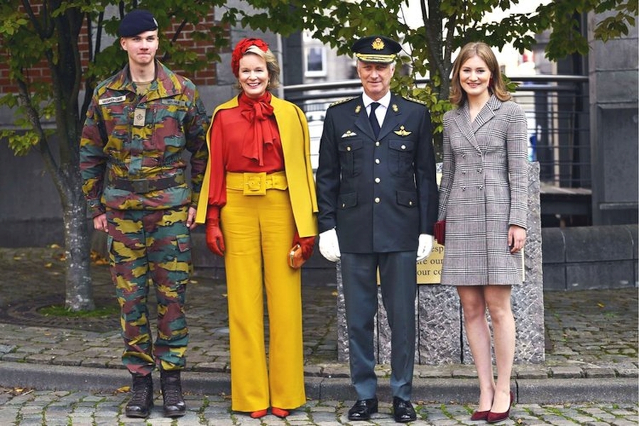 Los reyes de los Belgas 5 - Los miembros de la realeza belga asistieron al desfile de los Blue Berets de la RMA