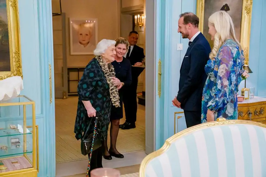 Los principes herederos de Noruega organizan una cena para voluntarios 2 - Los príncipes herederos de Noruega organizan una cena para voluntarios