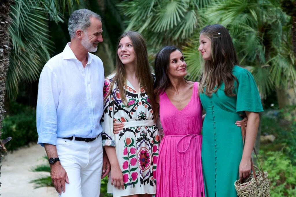 El verano de La Familia Real de Espana06 1024x682 - La Familia Real de España organiza el Summer Photo Call 2023 en Palma de Mallorca