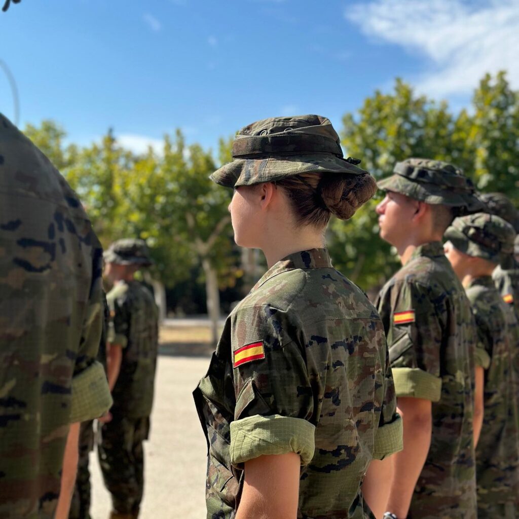 cadete borbon ortiz1 2 1024x1024 - La Princesa de Asturias, en su primer día en la Academia General Militar de Zaragoza