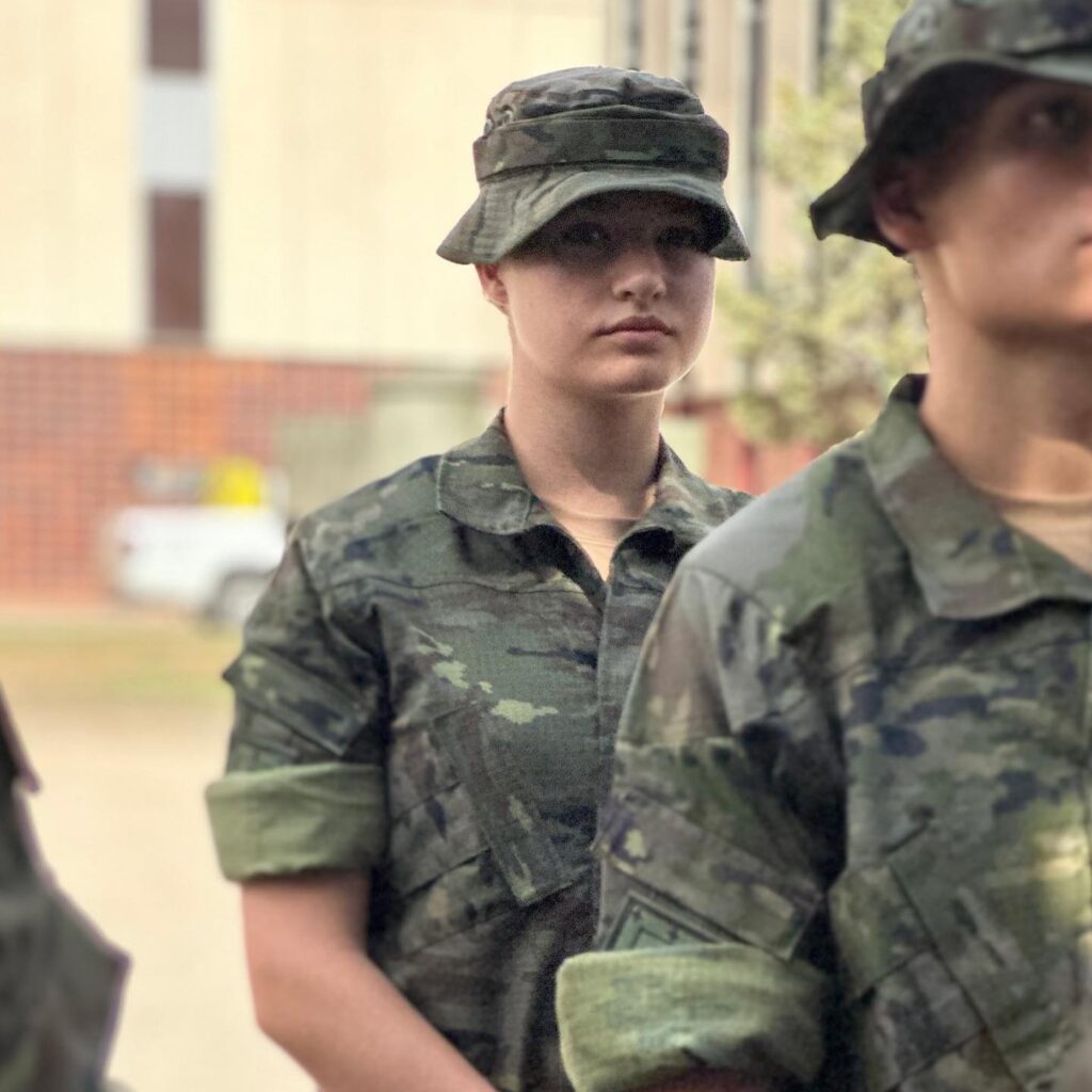 cadete borbon ortiz2 2 1024x1024 - La Princesa de Asturias, en su primer día en la Academia General Militar de Zaragoza