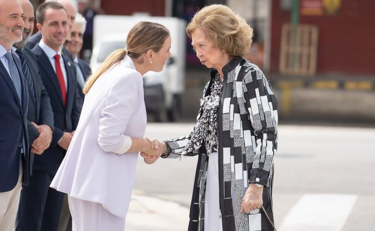 La Reina Sofía visitó la Fundación Banco de Alimentos de Mallorca