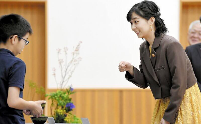 La princesa japonesa Kako 1 - La princesa japonesa Kako visitó la prefectura de Tottori, China