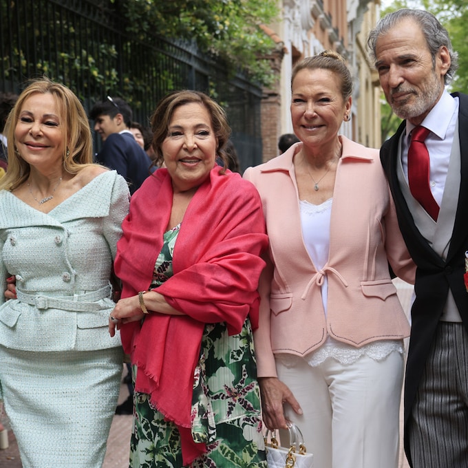 La boda de Javier García-Obregón y Eugenia Gil