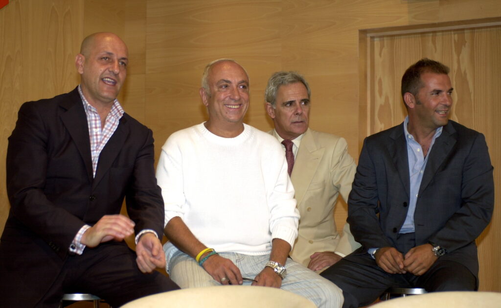 Madrid, 8-9-2004.- Coto Matamoros, Carlos Ferrando, Jimmy Gimenez Arnau y Miguel Temprano (i-d), durante la presentación del programa “Cada día” de María Teresa Campos en su nueva etapa de Antena 3. EFE/Paco Torrente