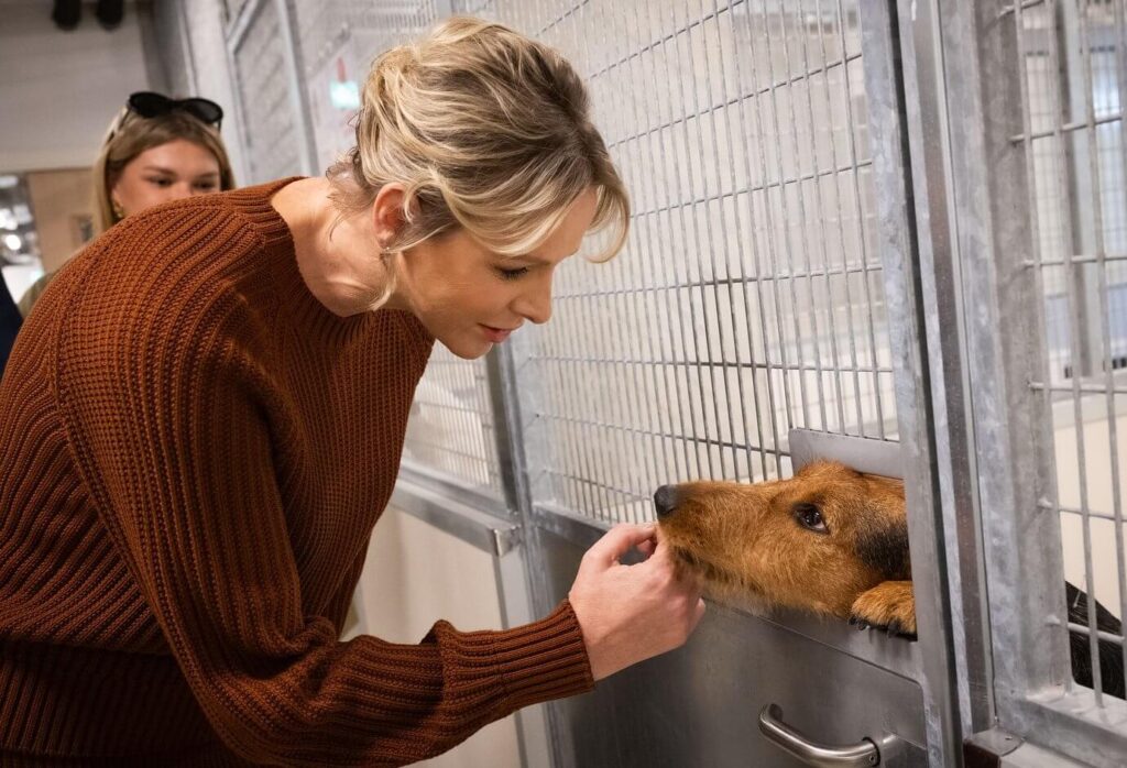 El Principe Alberto y la Princesa Charlene asistieron a una inauguracion oficial en Peille 6 1024x698 - La presencia del Príncipe Alberto y la Princesa Charlene en una inauguración oficial en Peille