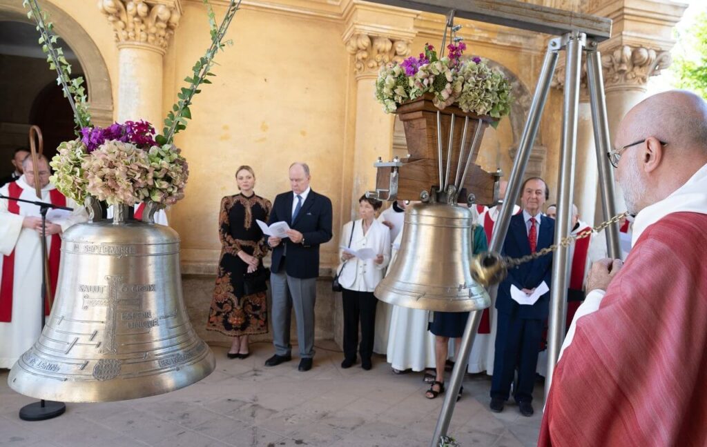 El Principe Alberto y la Princesa Charlene visitan la Abadia de Lerins en Saint Honorat 5 1024x648 - El Príncipe Alberto y la Princesa Charlène visitan la Abadía de Lérins en Saint-Honorat