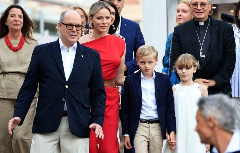 El principe Alberto la princesa Charlene y sus hijos asisten al picnic de Monaco 2024 2 - El Príncipe Alberto, la Princesa Charlene y sus hijos asisten al picnic de Mónaco 2024