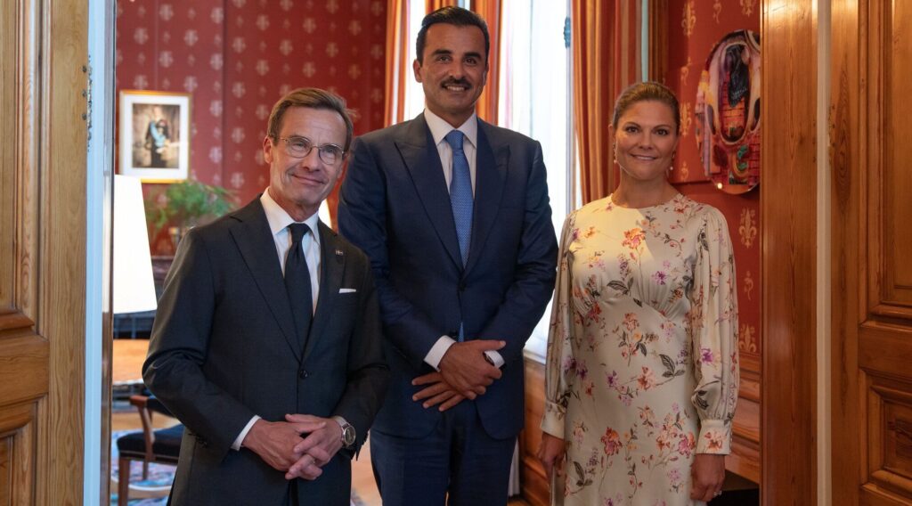 La Princesa Victoria de Suecia 3 1024x568 - ¡La Princesa Victoria de Suecia Deslumbra en una Cena de Estado con el Emir de Qatar en Sager House!