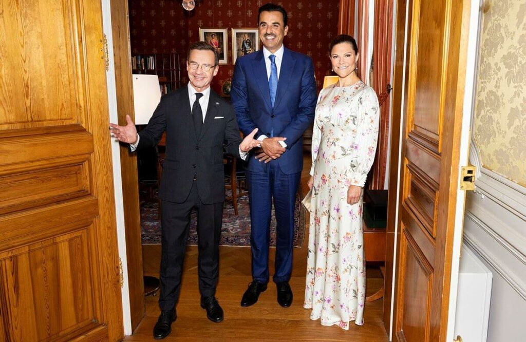 La Princesa Victoria de Suecia 4 1024x666 - ¡La Princesa Victoria de Suecia Deslumbra en una Cena de Estado con el Emir de Qatar en Sager House!