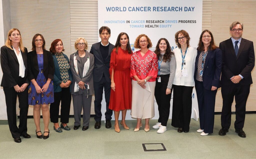 La Reina Letizia asiste al Dia Mundial de la Investigacion del Cancer 2024 en Milan 6 1024x638 - La Reina Letizia asiste al Día Mundial de la Investigación del Cáncer 2024 en Milán