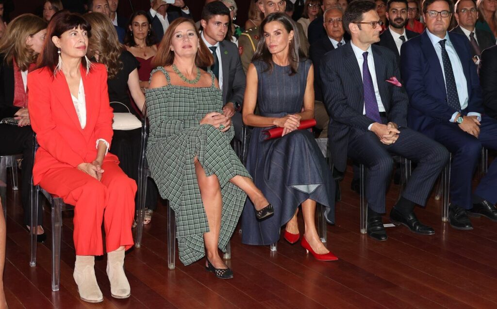 La Reina Letizia entrega los premios Retina Eco 2024 2 1024x638 - La Reina Letizia Preside la Entrega de los Premios Retina ECO 2024