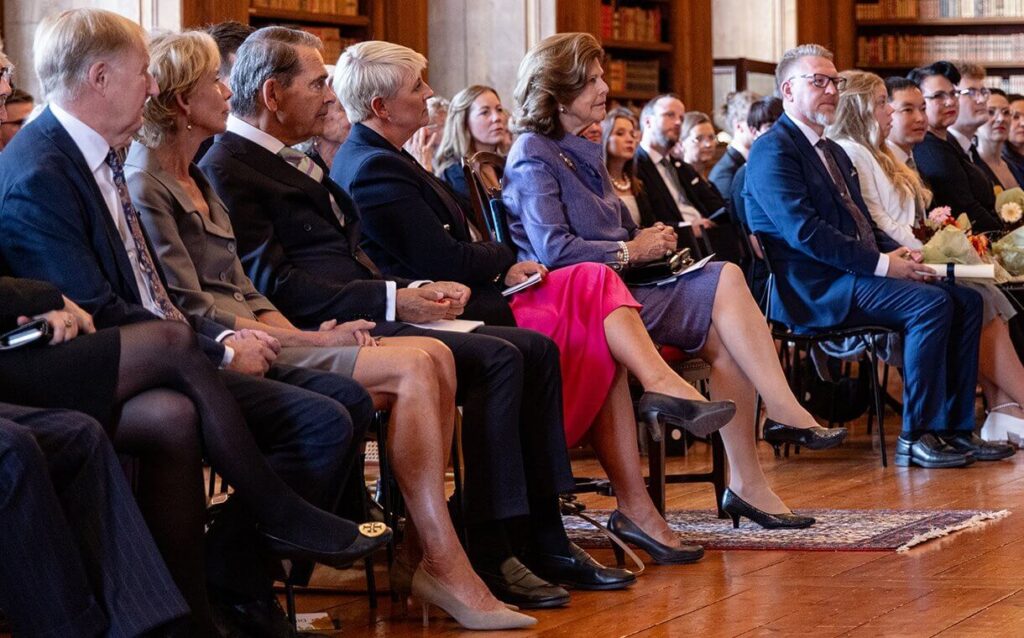 La Reina Silvia de Suecia entrega el Premio Reina Silvia de Enfermeria 2 1024x638 - La Reina Silvia de Suecia entrega el Premio Reina Silvia de Enfermería 2024