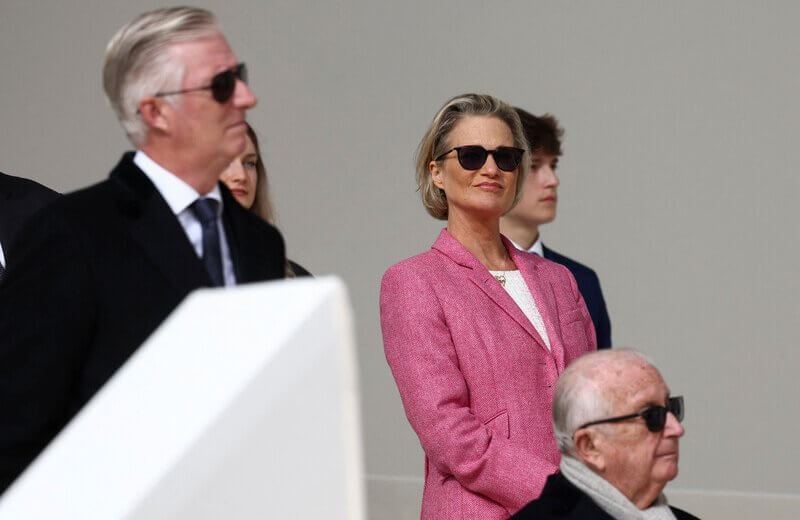 La familia real belga asiste a la Santa Misa en el Estadio Rey Balduino 4 - La familia real belga asiste a la Santa Misa presidida por el Papa Francisco en el Estadio Rey Balduino