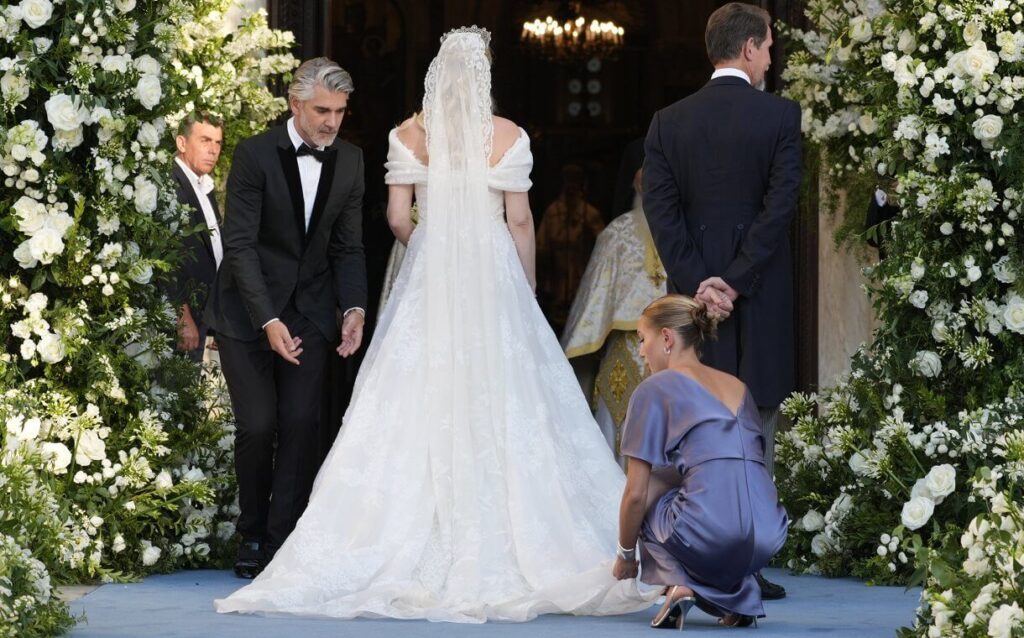 La princesa Teodora se casa con Matthew Kumar en la Catedral Metropolitana 06 1024x638 - La Boda Real de la Princesa Teodora y Matthew Kumar en Atenas