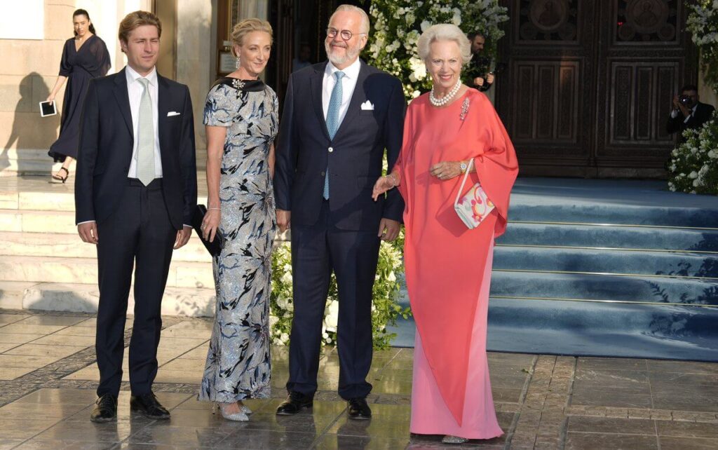 La princesa Teodora se casa con Matthew Kumar en la Catedral Metropolitana 08 1024x642 - La Boda Real de la Princesa Teodora y Matthew Kumar en Atenas