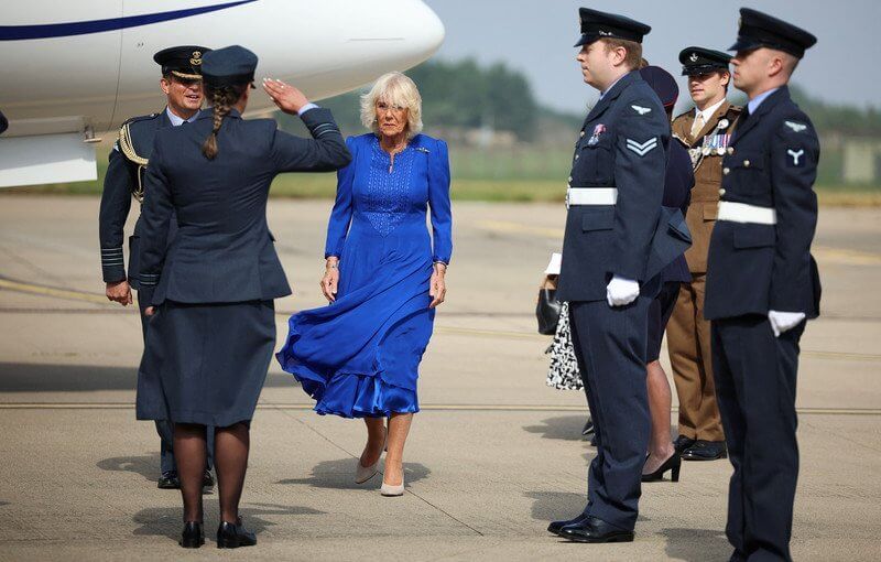 La reina Camilla visita el Royal Air Force Leeming en Northallerton 2 - La Reina Camilla visita la Base de la Real Fuerza Aérea en Leeming, Yorkshire del Norte