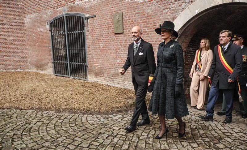 La reina Matilde de Belgica asiste a una ceremonia conmemorativa en la ciudadela de Lieja 3 - La reina Matilde de Bélgica asiste a una ceremonia conmemorativa en la ciudadela de Lieja