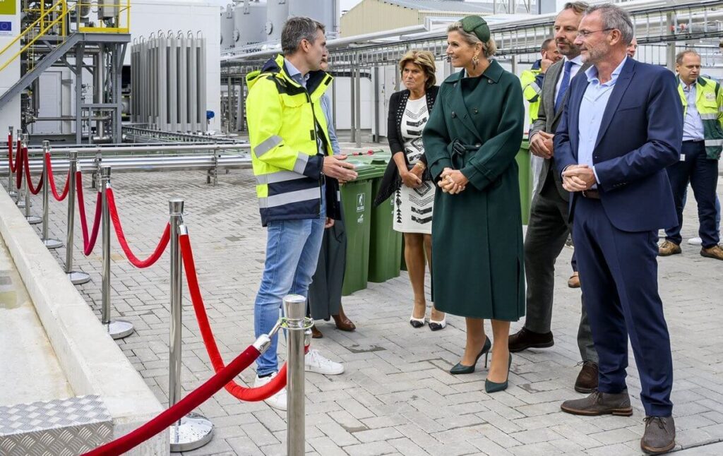 Queen Maxima abre la instalacion FirstBio2Shipping en Wilp Achterhoek 04 1024x646 - Máxima de los Países Bajos inaugura la innovadora instalación 'FirstBio2Shipping' en Wilp-Achterhoek