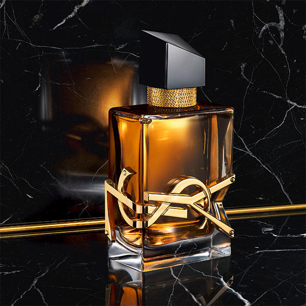 Yves Saint Laurent Libre Intense - Los 10 perfumes más vendidos en España para el otoño