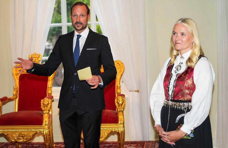 de Noruega ofrecen una recepcion en Stiftsgarden 2 - Los principes de Noruega ofrecen una recepción en Stiftsgården durante su visita a Trøndelag